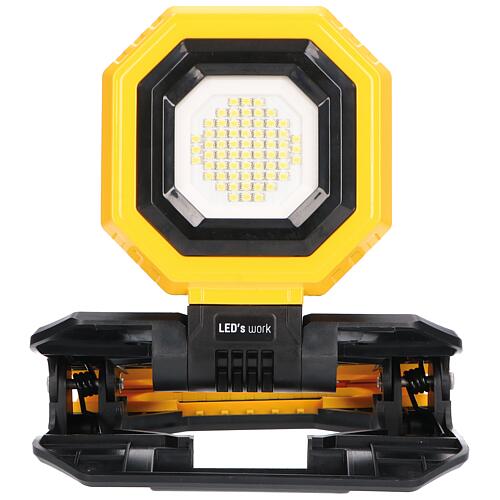 LED cordless work light, with scaffold clamp