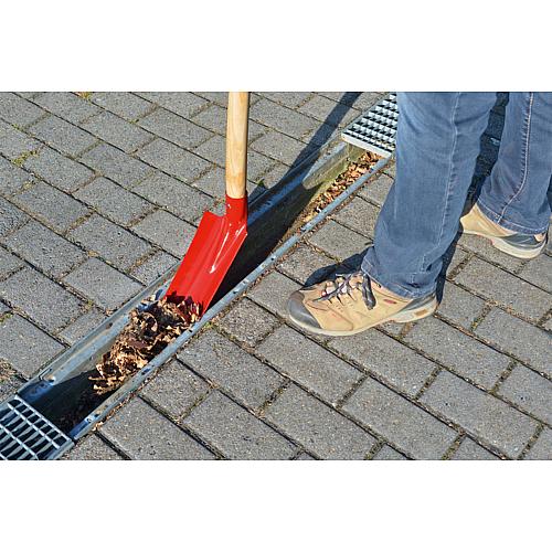 Water furrow shovel