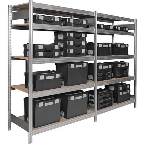 Shelf system with wood shelves,
Shelf load 250 kg, bay load 2000 kg, base shelf Anwendung 3