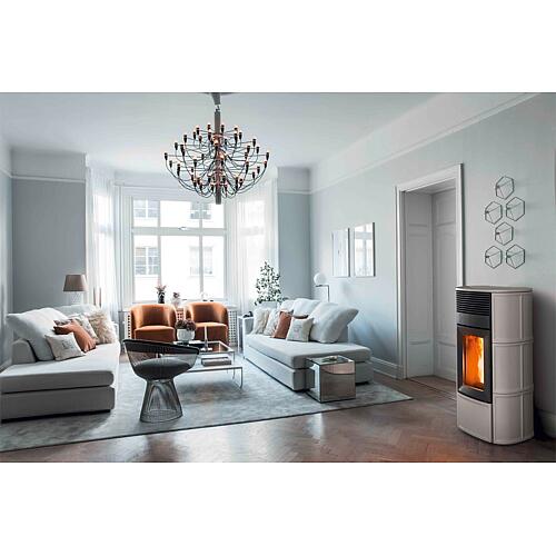 Suite Hydromatic 18 R pellet stove