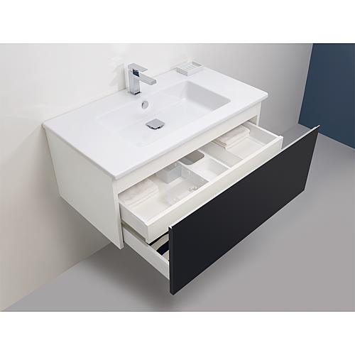 Washbasin base cabinet ELA with ceramic washbasin Anwendung 6