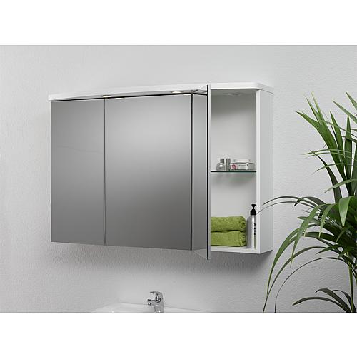 Mirror cabinet with LED lighting Anwendung 4